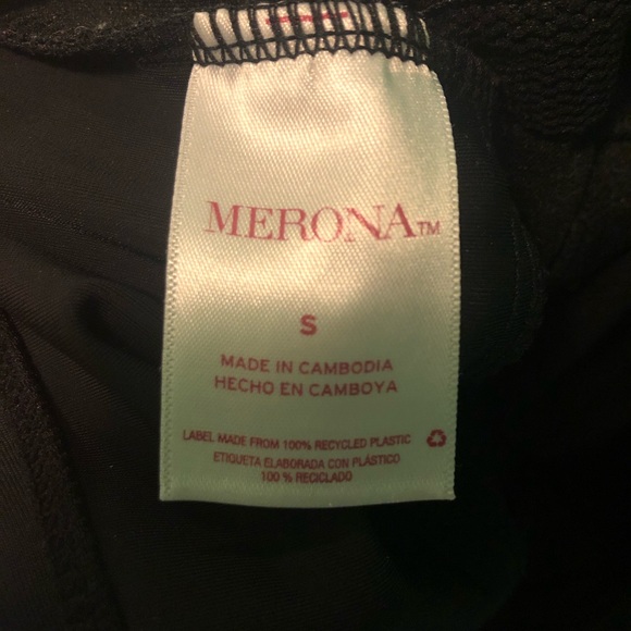 Swimsuit - Picture 4 of 4